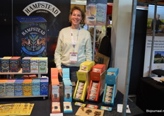 Muriël Schueler toonde trots haar Dalicious dadelrepen aan het toegestroomde publiek.