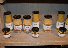 “We krijgen mooie reacties op de kleine potjes ‘van TON’ voor in kerstpakketten”, aldus Christian.