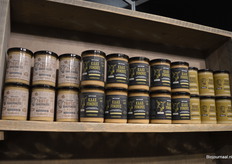 Er zijn inmiddels drie varianten: Truffel Kaasfondue, een geitenkaas-fondue en een koeienkaas-fondue.