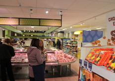 De winkel is al in Sinterklaas-sfeer ingericht. 