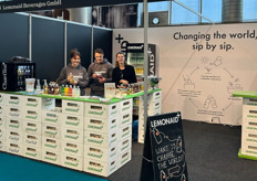 Het team van ChariTea: "De vraag naar producten met sociale missie stijgt" 