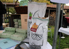 Er werden verschillende producten van Zonnespelt verkocht