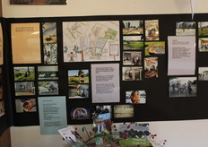 In de oude caravan waren rondom foto's en verhalen te zien van de afgelopen 20 jaar