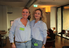 Kirsten Benedikt en Simone Benedikt verwelkomden de gasten