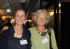 Marga Donkers van Groenteclub en Mary Witteman van Groenteclub