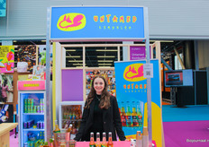 Lisanne Elberse van Untamed Kombucha. Biologische dranken waren ook dit jaar zichtbaar aanwezig op de beursvloer