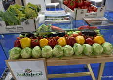 
EcoVerfruta had weer een mooi assortiment staan met Demeter citrus, kasgroenten en koolsoorten