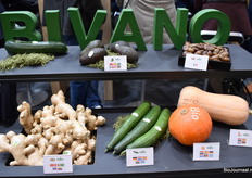 Bij Bivano een mooi uitstalling van bio producten en ook waar het vandaan komt