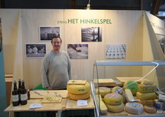 Thomas Depuydt van Het Hinkelspel. Een coöperatieve kaasmakerij die rauwmelkse biologische kaas produceert en verdeelt.