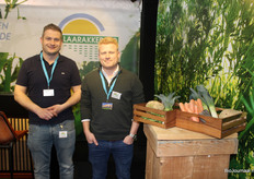 Bas Bouma en Cyrill Lemans van Laarakker Bio met hun biologische en biodynamische groenten.
