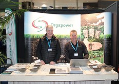 Albert Dortmans en Johan Meersma van Orgapower. Ze produceren compost en schimmel die de wortel beschermt tegen ziektes.