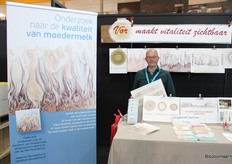 Marien Goedhart van Stijgbeelden. Zij analyseren moedermelk door middel van stijg beelden en vergelijken de resultaten in onderzoek.