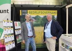 Thomas Schara van Landgilde en zijn oud-collega Paul die nu werkzaam is bij de Triodos Bank. Landgilde is een matchmaking service voor vraag en aanbod binnen de landbouw.