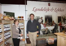 Tessa Luteijn en Vincent Siers in de stand van Heerlijkheid Mariënwaerdt.