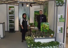 In de stand van Desch Plantpak: Miriam Kolen en Geert van de Voorde.