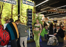 Een opvallende verschijning in de stand van Bionade.