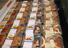 In allerlei soorten en maten, onder meer darade, panga en garnalenspiesjes.