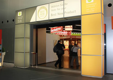 In hal negen kon men stemmen voor het 'Best New Product'.