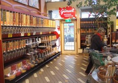 Nog een muur met bulkproducten.