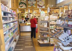 Een overzichtje van de natuurdrogisterij.