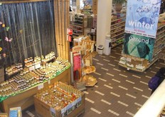 Demeter-conserven in de picture.