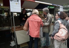 Veel belangstelling voor het brood van Zonnemaire - Biologische bakkerij Van der Westen.