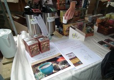 Schenkt graag een bekertje voor ze in.