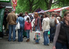 Het was lekker druk op de markt.