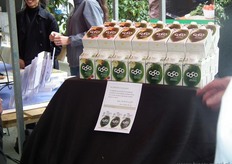 De kokosnootsap van Dr. Martins Coco Juice, in drie smaken.