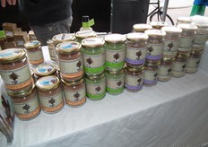 Potjes met Gula Java-producten.