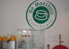 Het logo van De Moestuin Lunchcafé.