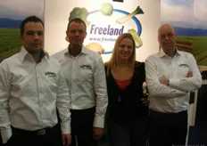 De crew van Freeland. Vlnr: Niels, Harmen, Laura en eigenaar Kees v/d Bosch.