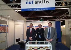 Rody van der Horst en Peter Slooten en Joost Boone van Nutland BV. Bij Nutland is een breed assortiment aan noten en gedroogde vruchten verkrijgbaar.