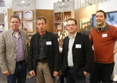 Jan Sweere, Pompoenverwerker Fokke Jonkman, Niek Vedelaar en Harald Ottheten (fruitteeltbedrijf De Ring) in de stand van Nautilus.