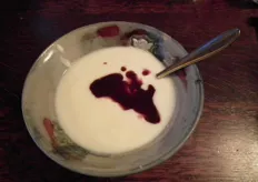 Yoghurt als nagerecht (wederom van de boerin uit Schipluiden).