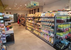 Het beeld vanaf de kassa's.