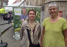 Vertrekkend directeur van BioForum Leen Laenens (rechts) en haar opvolger Lieve Vercauteren (nu bestuurslid BioForum)