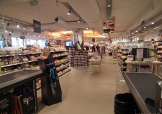 Het uitzicht vanaf de kassa.