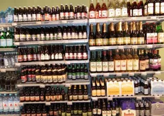 Ook in deze winkel is duidelijk dat het aanbod biologische bieren groeiende is.