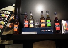 Bionade, één van de bij 2Food verkrijgbare merken.