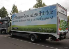Mercedes Benz claimt met de Atego Hybride de zuinigste en schoonste truck in het distributienetwerk te hebben.