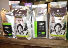 Viola Beekman van Cafés Richard schonk biologische koffie in de stand van Odenwald.