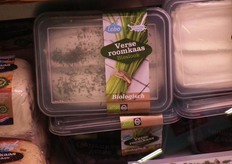 In de koeling lag 1 bio-product: verse roomkaas-bieslook.