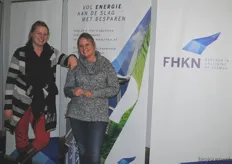 De zussen Ria en Gerda Vellekoop vertegenwoordigden de stand van FHKN Opleidingen.