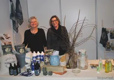 Machteld Hulst en Karin Helman van Savon de Provence, ambachtelijk gemaakte zeepproducten.