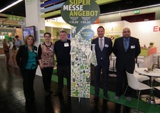 EuroFlex deelde een stand met Bio4Pack. Van links naar rechts: Paola Gilardi, Heike Koch, Patrick Heyninck, Patrick Gerritsen en Yasar Türkoğlu.