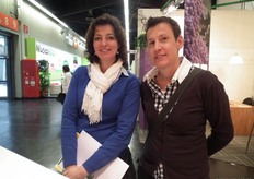 Anita Botter en Merle Koomans van den Dries brachten namens Estafette Odin een bezoek aan de BioFach.