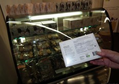 Bakkerij van Diermen presenteerde zowel biologische slagroomsoesjes als biologische chocoladesoesjes.