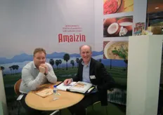 Maarten Gevers van DO IT vertelde de hele dag door meer over de producten uit hun assortiment (onder de merken Amaizin en La Bio Idea). Hier in gesprek met Stef Sanders (links).