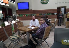 John Maseri, accountmanager bij Daabon Organic (biologische bananen). Hij werk vanuit Nederland.